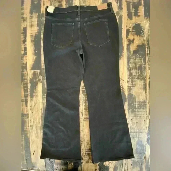 NEW Madewell The Perfect Vintage Flare Jean in Black Sherborn Wash Plus Size 32 - Picture 5 of 14